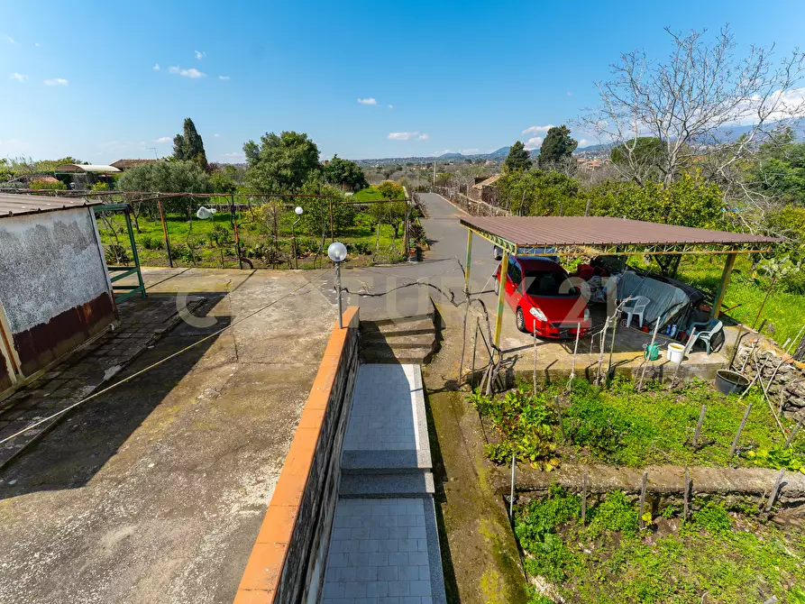 Immagine 56 di Villa in vendita  in Via Ramondetta 47 a Aci Sant'antonio