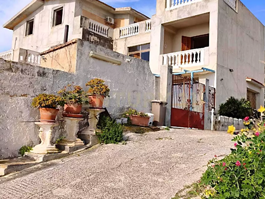 Immagine 52 di Villa in vendita  in Via Lido 154 a Sciacca