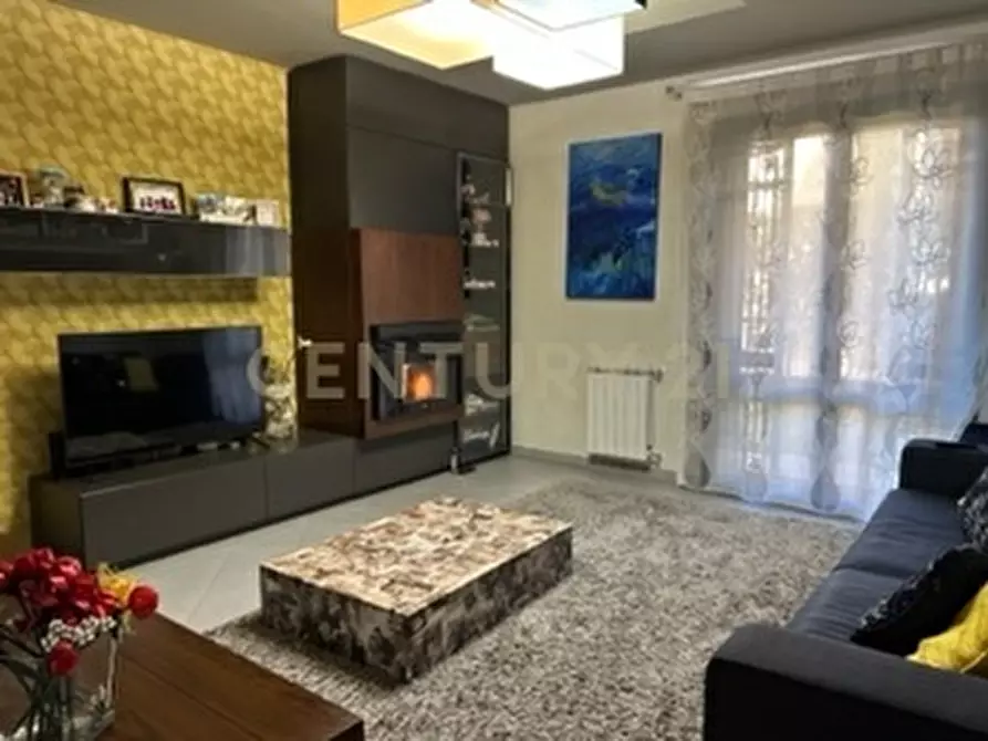 Immagine 1 di Porzione di casa in vendita  in Viale Europa 122 a San Gregorio Di Catania