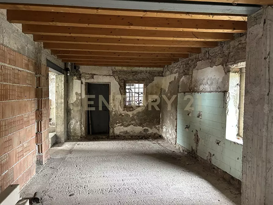 Immagine 17 di Villa in vendita  in Via Belvedere 181 a Verona