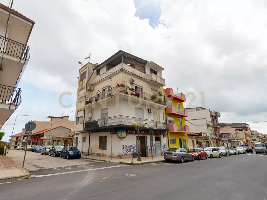 Immagine 6 di Appartamento in vendita  in Via Cavour 12 a Melilli