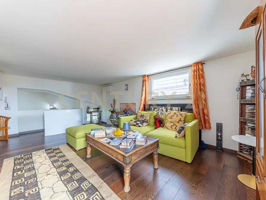 Immagine 95 di Villa in affitto  in Via Bedollo 117 a Roma