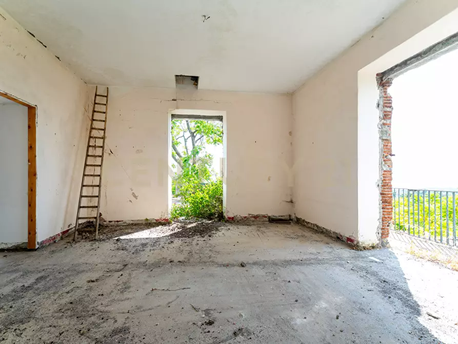 Immagine 15 di Villa in vendita  in Via Grazia Deledda 28 a Santa Venerina