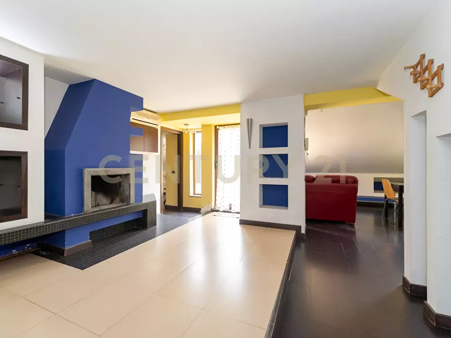 Immagine 1 di Trilocale in vendita  in Via Antonio Gramsci 23 a Gravina Di Catania