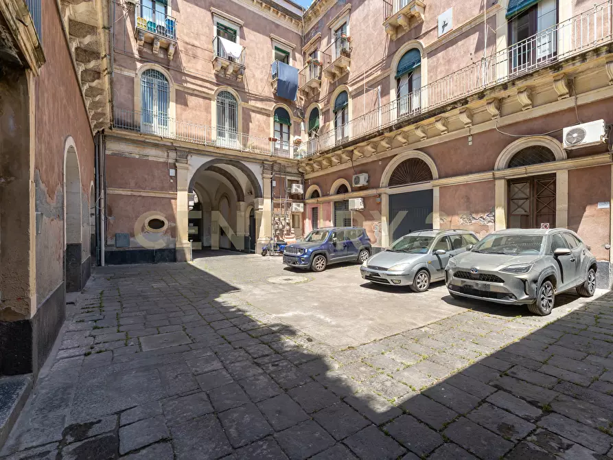 Immagine 7 di Bilocale in vendita  in Via Crociferi 60 a Catania