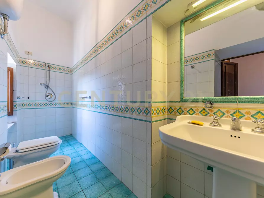 Immagine 26 di Villa in vendita  in Viale Giuseppe Mazzini 36 a Viterbo