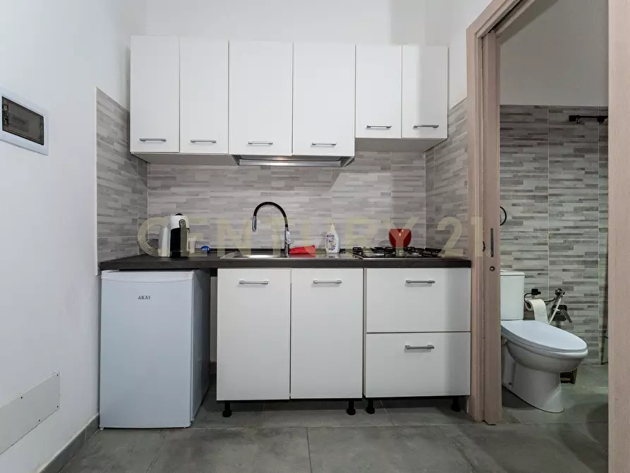 Immagine 19 di Monolocale in vendita  in Via del Principe 37 a Catania