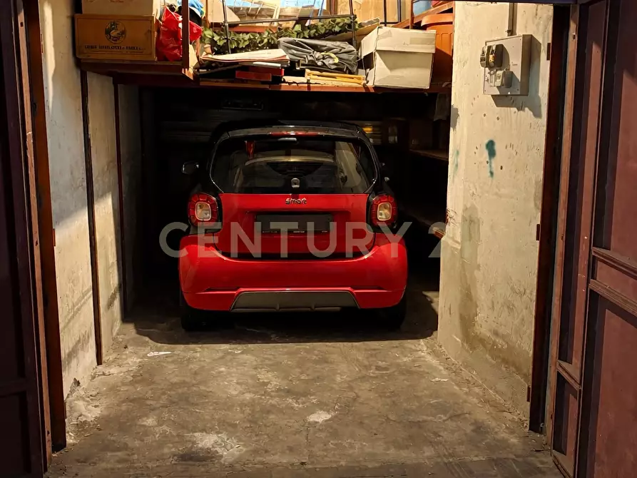 Immagine 3 di Garage in vendita  in Via Francesco Fusco 20 a Catania