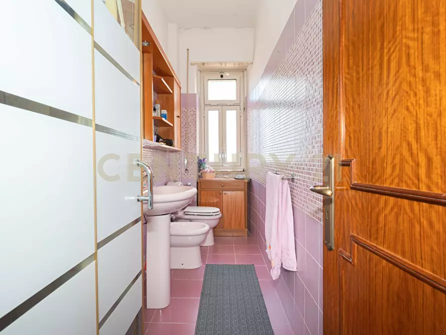 Immagine 19 di Quadrilocale in vendita  in Largo Campania 55 a Catania