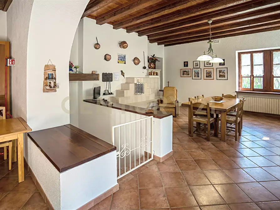 Immagine 35 di Villa in vendita  in Via Adige 25 a Brentino Belluno