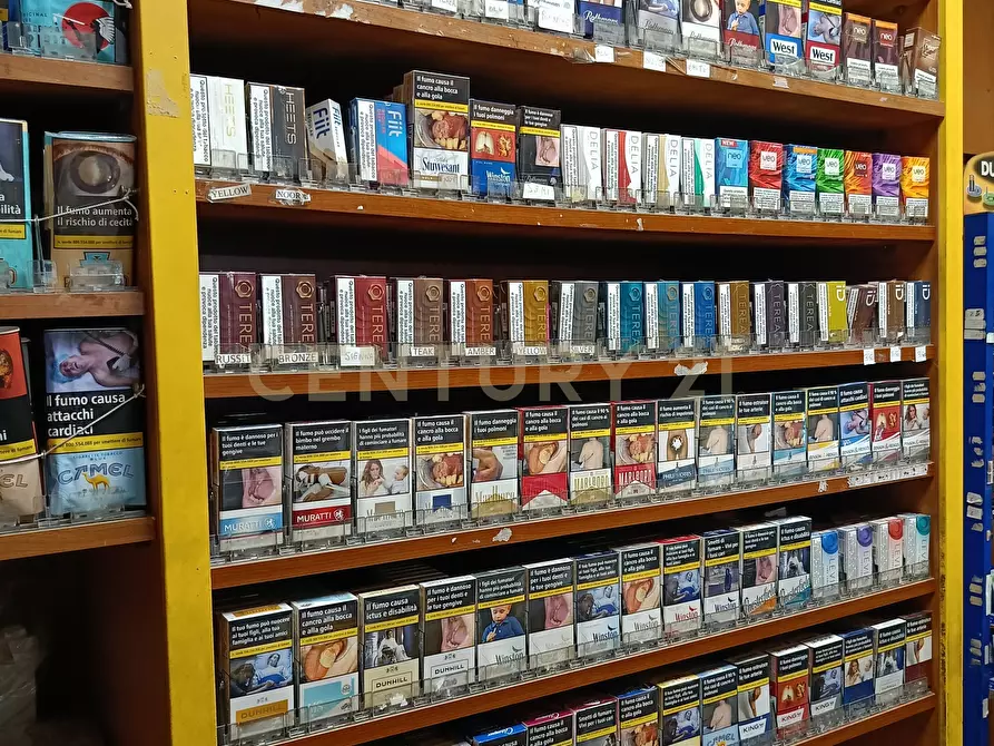 Immagine 4 di Tabaccheria in vendita  in Via Dafnica 104 a Acireale