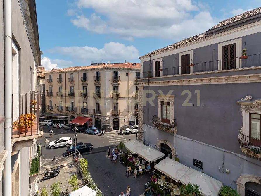 Immagine 42 di Pentalocale in vendita  in Via Antonino di Sangiuliano 185 a Catania