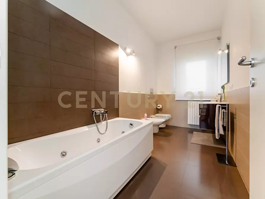 Immagine 102 di Villa in vendita  in Via Scala 58 a San Gregorio Di Catania