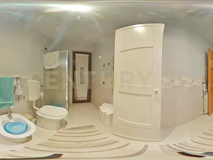 Immagine 81 di Villa in vendita  in Via Carmelina Naselli 51 a Catania
