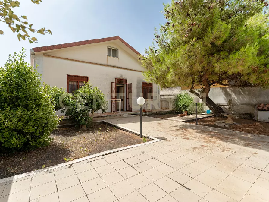 Immagine 1 di Villa in vendita  in Via Michelangelo Buonarroti 4 a Tremestieri Etneo