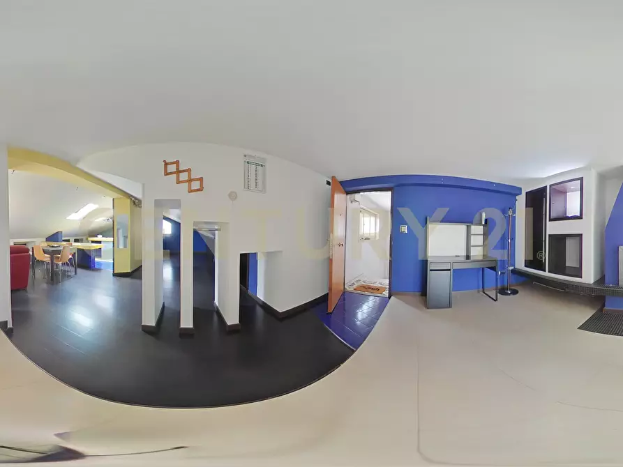 Immagine 44 di Trilocale in vendita  in Via Antonio Gramsci 23 a Gravina Di Catania