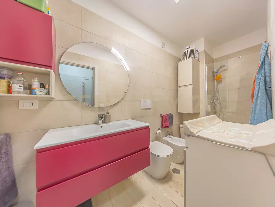 Immagine 23 di Bilocale in vendita  in Via Emanuela Loi 10 a Roma