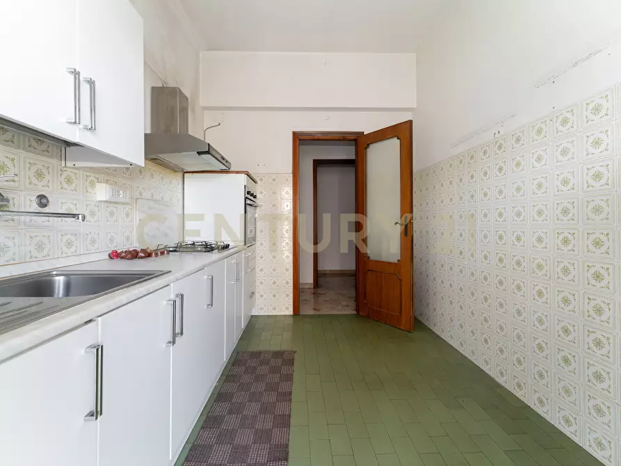 Immagine 22 di Quadrilocale in vendita  in Via Vincenzo Giuffrida 203 a Catania