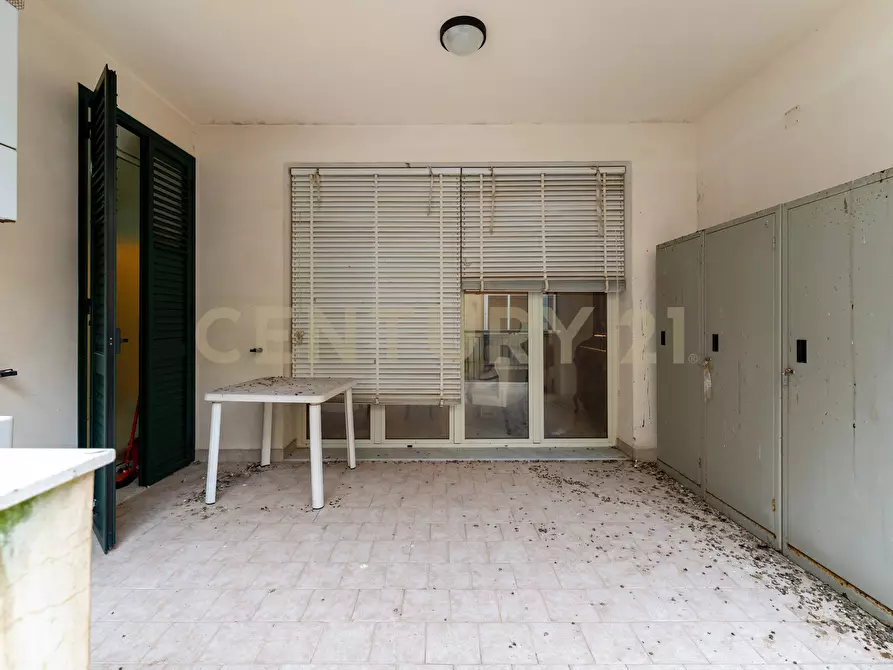 Immagine 19 di Pentalocale in vendita  in Via Archimede sn a Carlentini