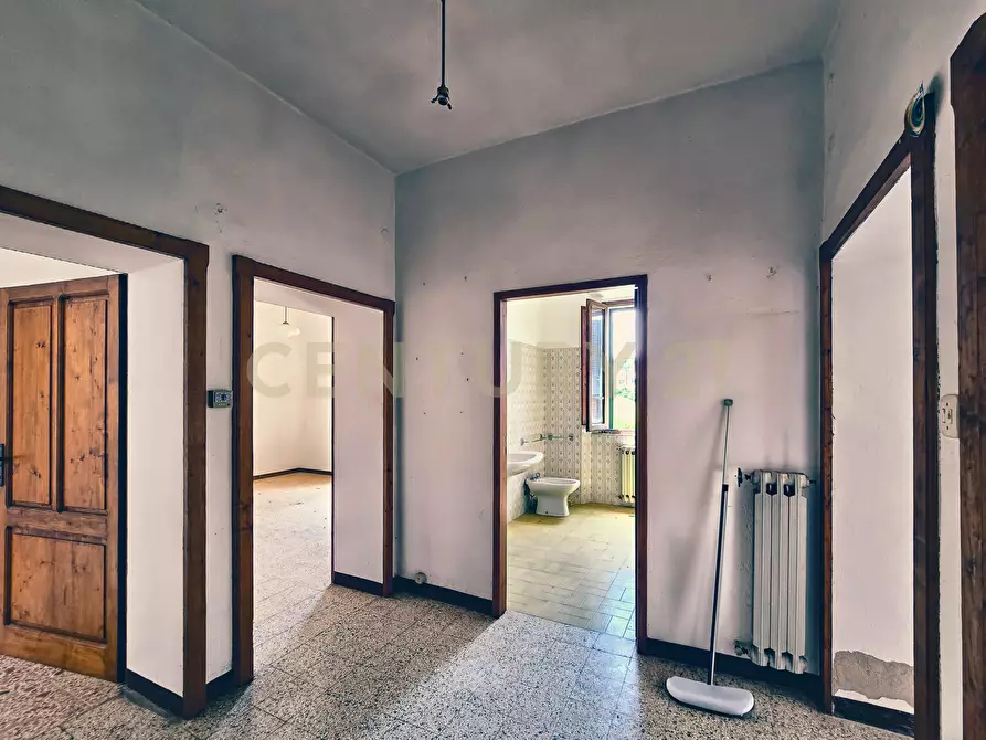 Immagine 5 di Rustico / casale in vendita  in Via Casa di Gioma 5 a Roccastrada