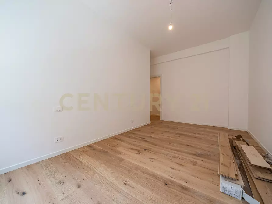 Immagine 36 di Trilocale in vendita  in Via Carlo Dossi 80 a Roma