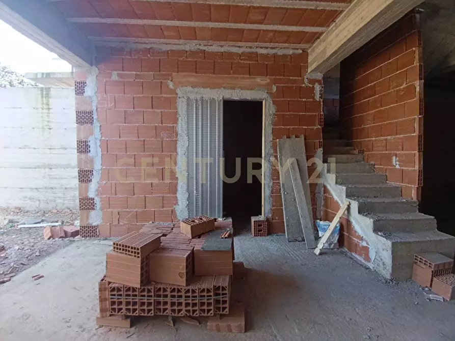 Immagine 28 di Casa bifamiliare in vendita  in VIA LEONCAVALLO 7 a Aci Sant'antonio