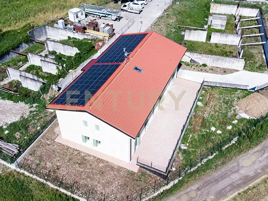 Immagine 63 di Trilocale in vendita  in Via Toffanelle Nuove snc a Zevio