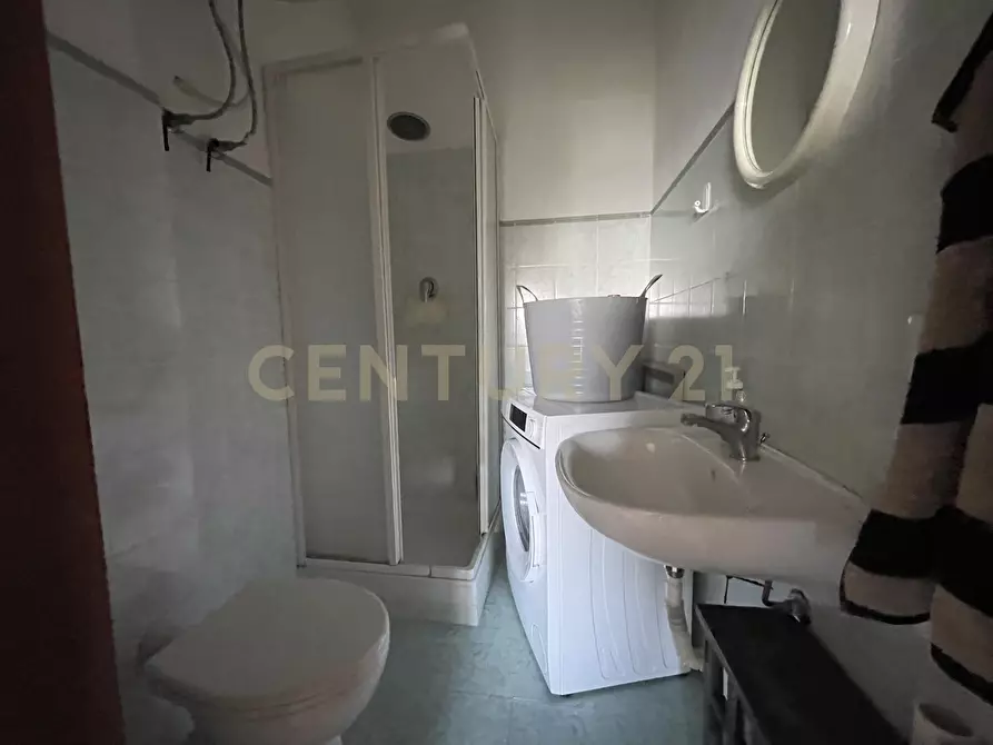 Immagine 26 di Pentalocale in vendita  in Via Pietro Nenni 19 a Orbetello