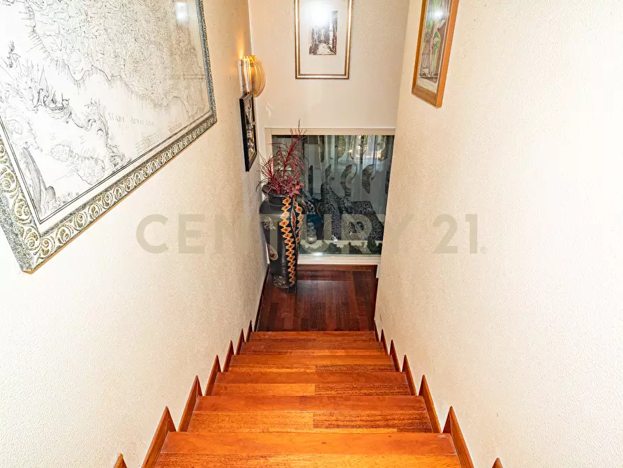 Immagine 35 di Villa in vendita  in Via G. Pezzana 9 a Aci Castello