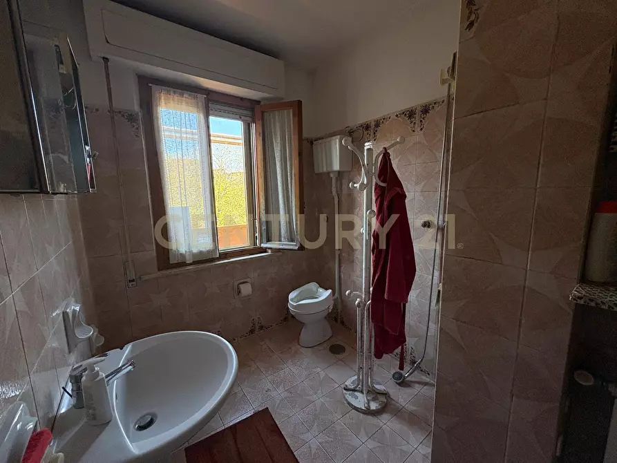 Immagine 10 di Pentalocale in vendita  in Via Orbetellana a Scansano
