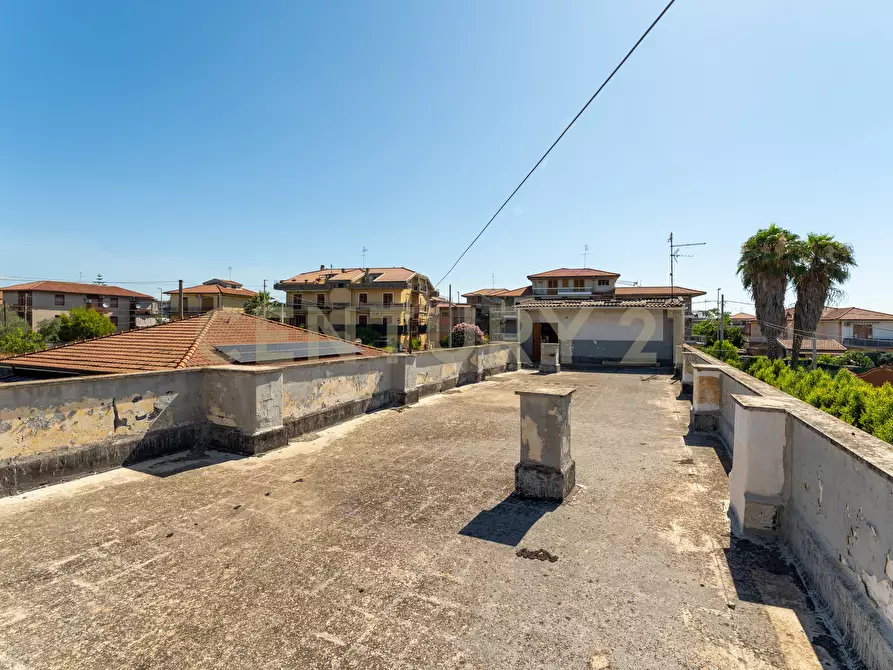 Immagine 36 di Villa in vendita  in Via Macello 47 a Catania
