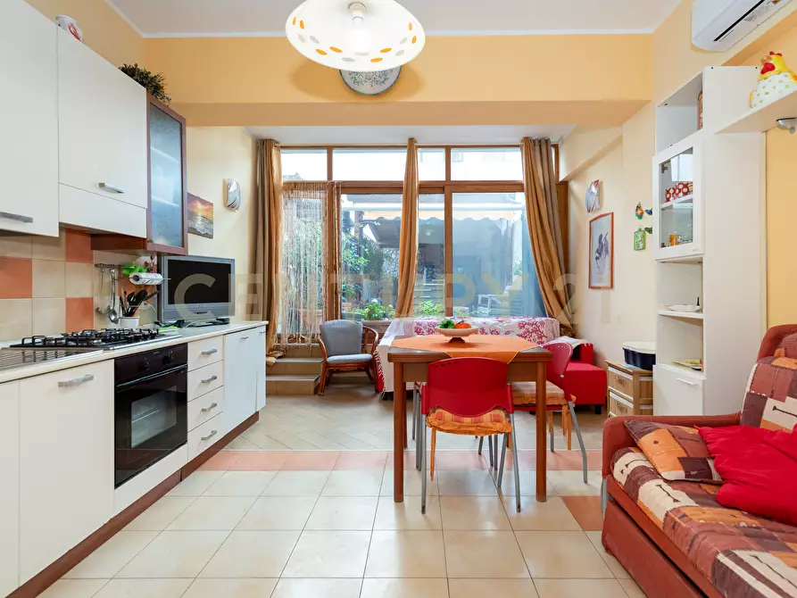 Immagine 19 di Bilocale in vendita  in Via Lungomare 2 a Sant'alessio Siculo