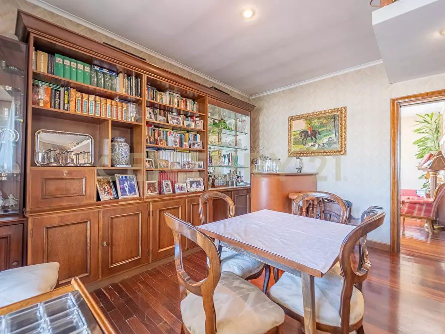 Immagine 10 di Attico in vendita  in Viale Cortina d'Ampezzo 199 a Roma