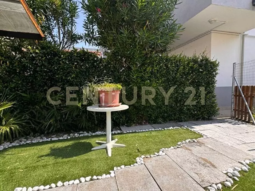 Immagine 11 di Bilocale in vendita  in Viale Panama a Comacchio