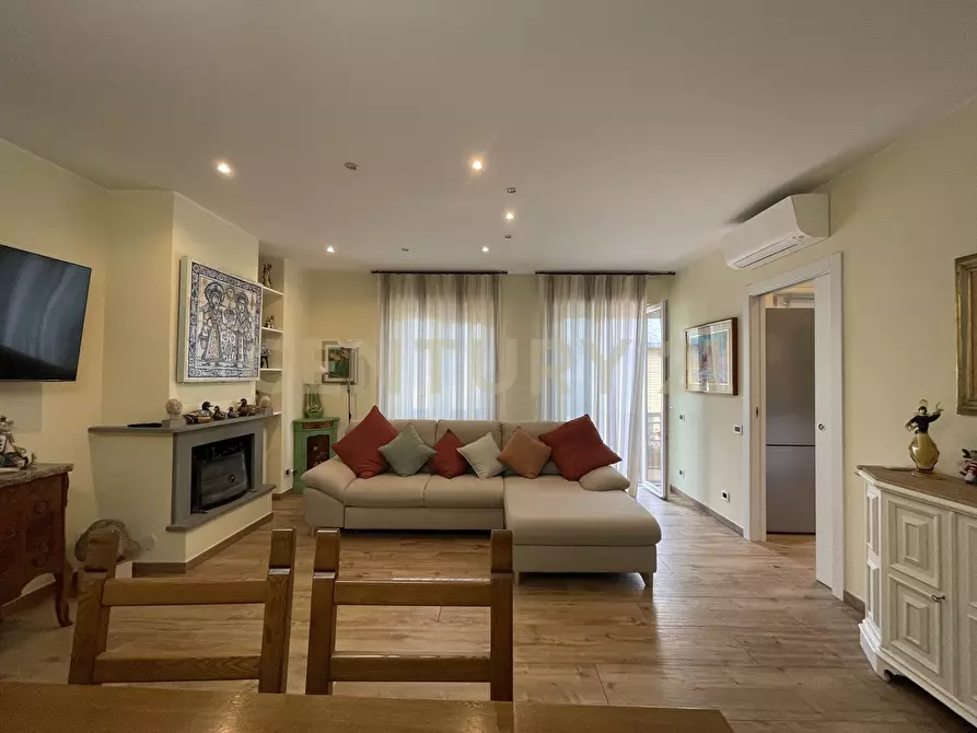 Immagine 4 di Trilocale in vendita  in Via Donatori del Sangue a Orbetello