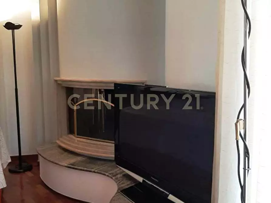 Immagine 3 di Porzione di casa in affitto  in Via Giacomo Favretto a Verona