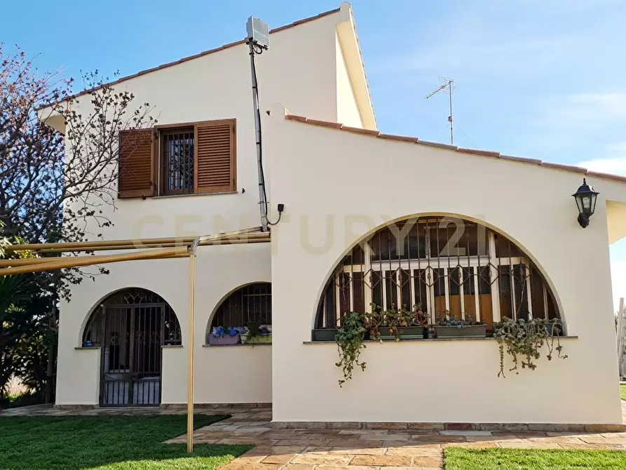 Immagine 1 di Villa in vendita  in Via San Guglielmo Abate 13 a Siracusa