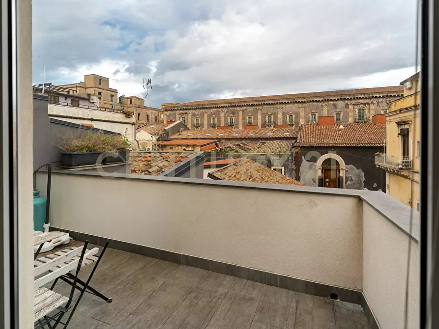 Immagine 4 di Casa bifamiliare in vendita  in Via della Palma a Catania