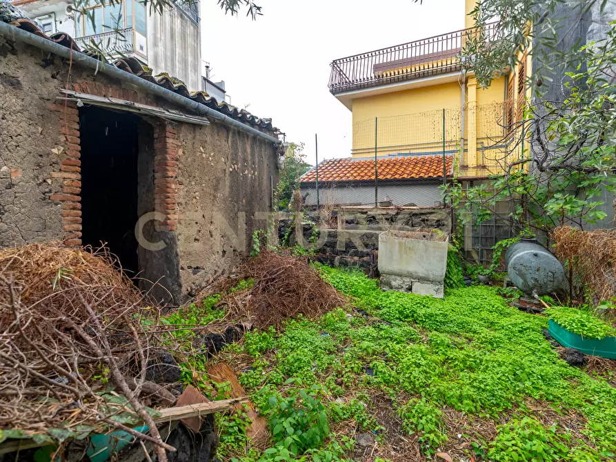 Immagine 20 di Villa in vendita  in Via Tripoli 229 a Catania