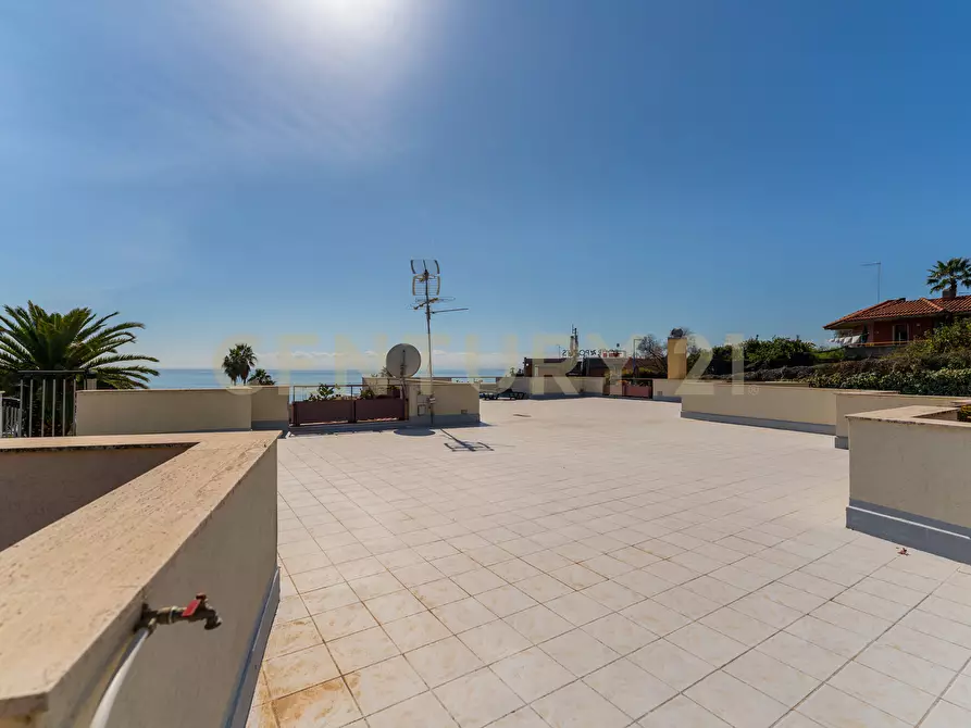 Immagine 88 di Villa in vendita  in Via Antonello da Messina 57 a Aci Castello