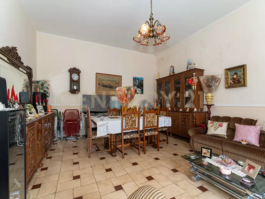 Immagine 34 di Pentalocale in vendita  in Via Sottotenente Cantone 30 a Mascalucia