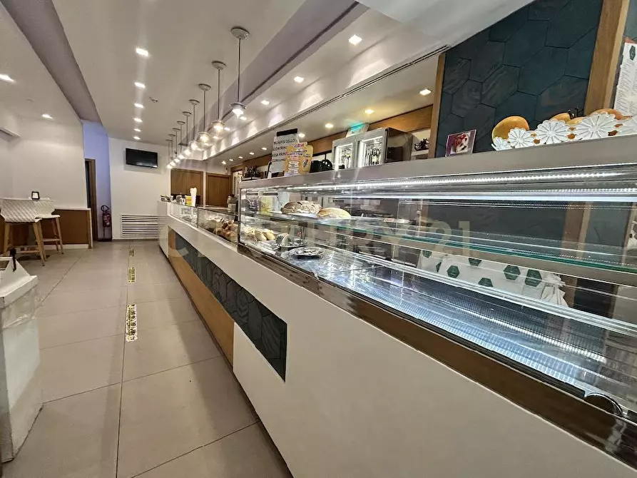 Immagine 7 di Bar / Ristorante in vendita  in Strada Statale 115 a Porto Empedocle