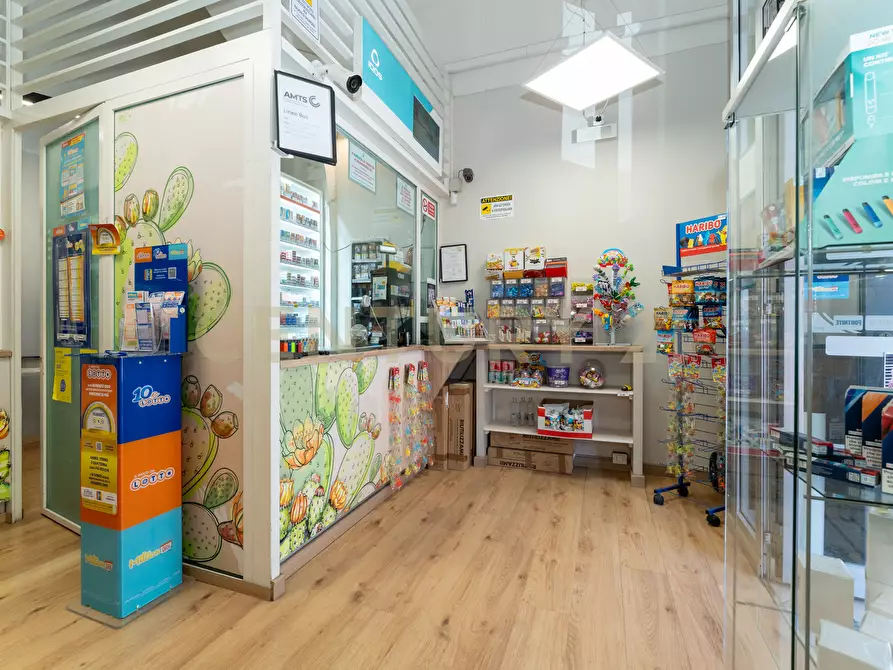 Immagine 13 di Tabaccheria in vendita  in Piazza Grande 11 a Catania