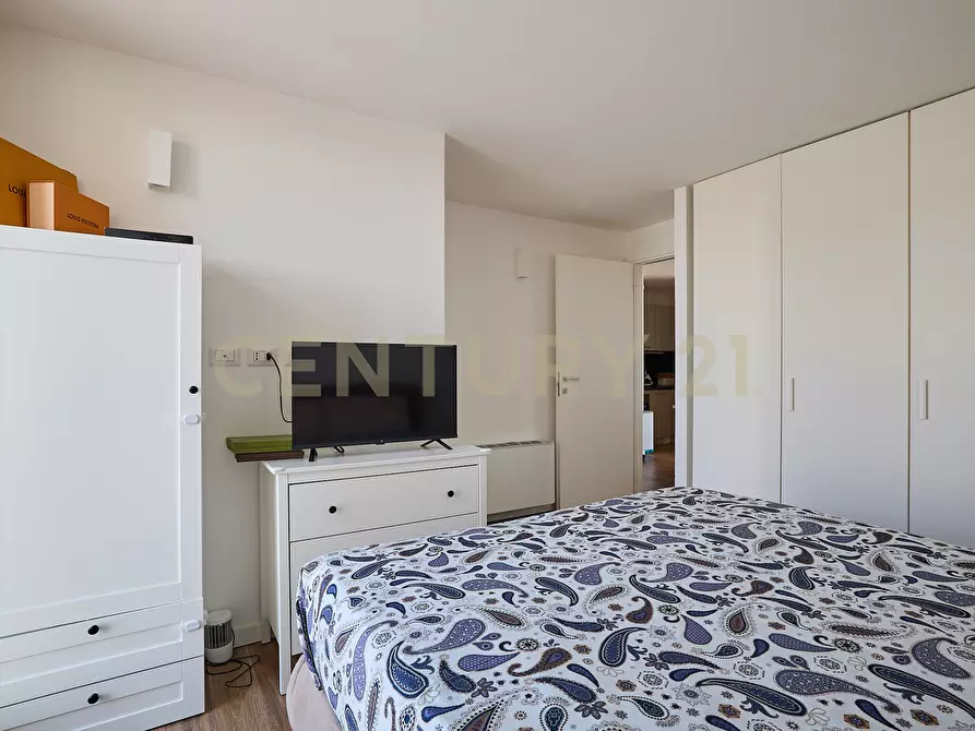 Immagine 18 di Attico in vendita  in Via Guglielmo Petroni 38 a Roma