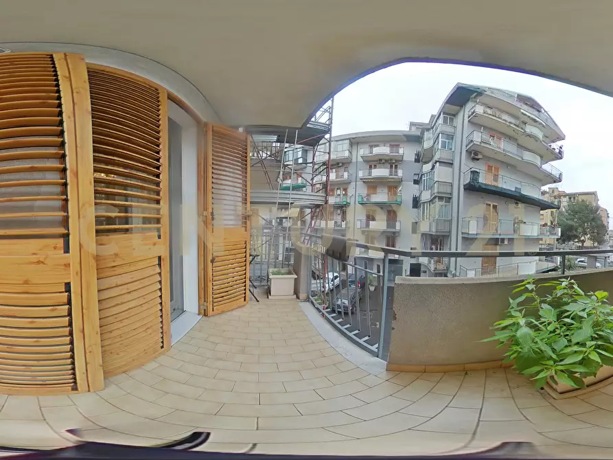 Immagine 50 di Quadrilocale in vendita  in Via Ludovico Ariosto 27 a Acireale