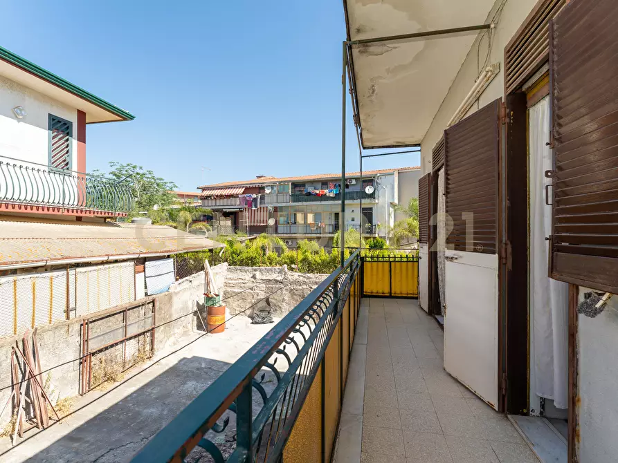Immagine 34 di Villa in vendita  in Via Macello 47 a Catania