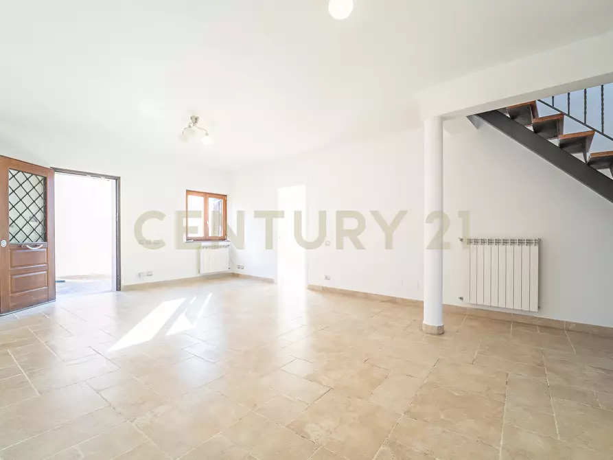 Immagine 8 di Casa bifamiliare in vendita  in Via Appia Nuova 17 a Albano Laziale