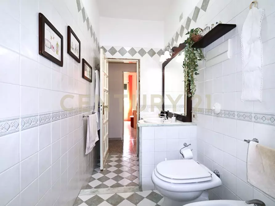 Immagine 18 di Quadrilocale in vendita  in Largo Bisacquino 3 a Palermo