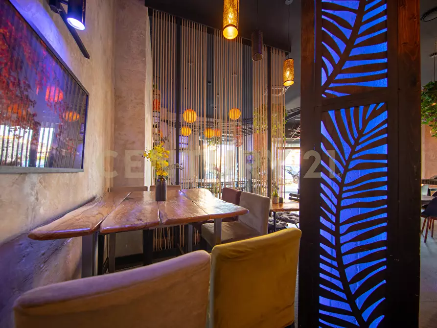 Immagine 13 di Appartamento in vendita  in Piazza di Ponte Lungo 1 a Roma