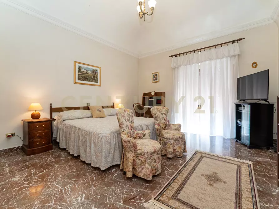Immagine 34 di Pentalocale in vendita  in Via Antonino di Sangiuliano 185 a Catania